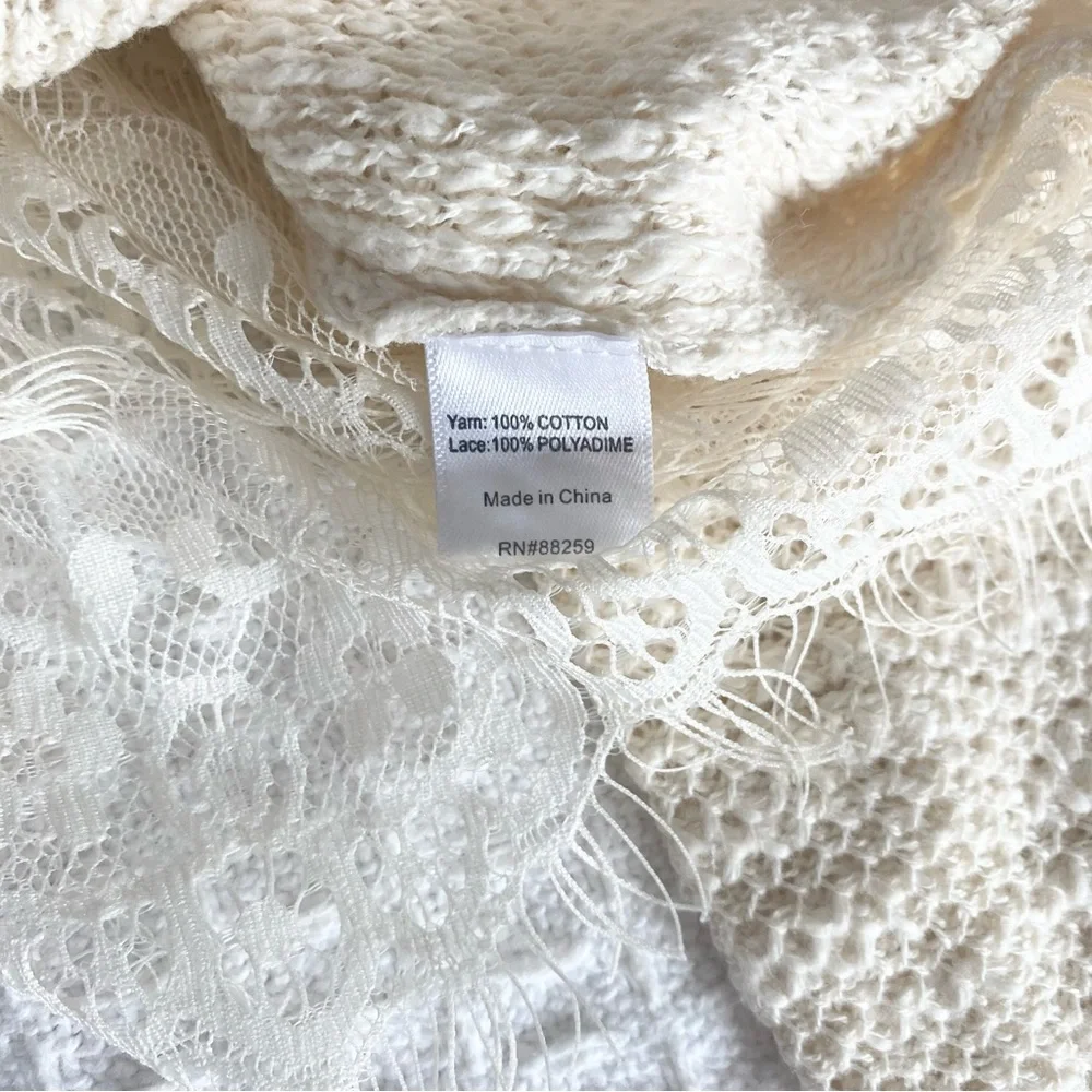 Subtle luxury cream eyelash lace back cotton sweater size XS